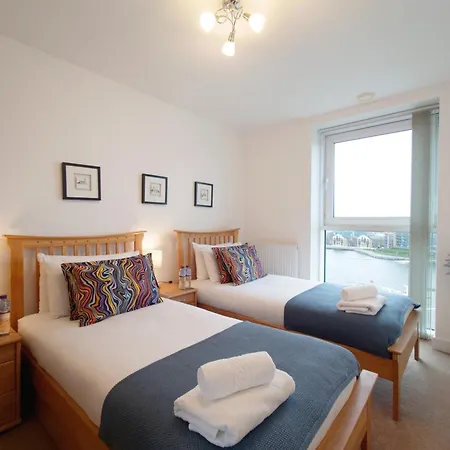 London Excel Stays - Three Bed Serviced Apartment Exterior photo