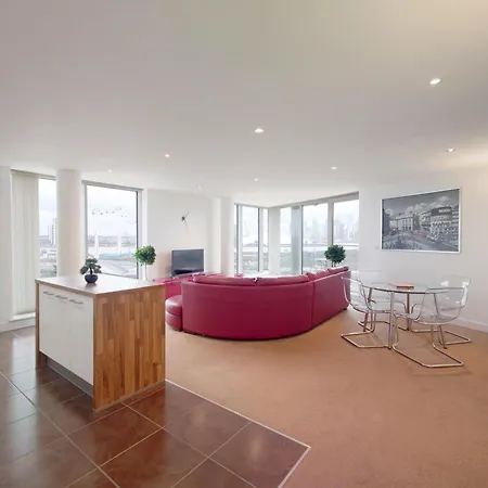 London Excel Stays - Three Bed Serviced Apartment Exterior photo