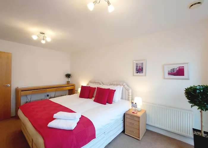 London Excel Stays - Three Bed Serviced Apartment